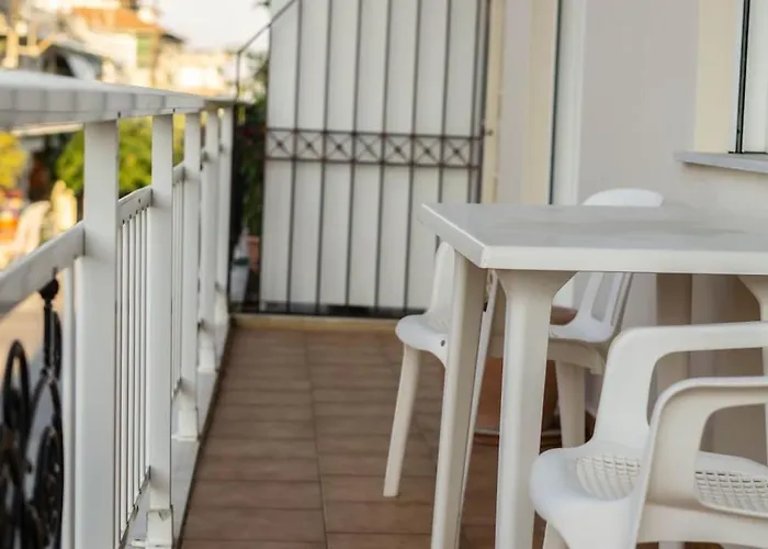 Apartament 2 Bedroom Holiday Flat, Renovated, In The Centre *